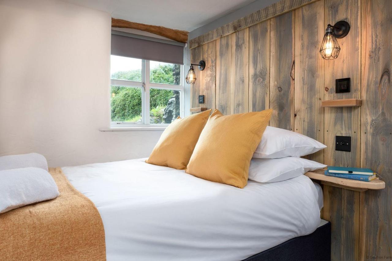 Dog Friendly Cottage, Geufron Farm Near Tywyn Bryn-crug 외부 사진
